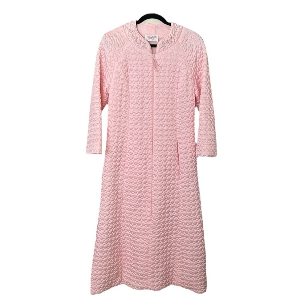 BARBIZON Vintage Quilted Pink Satin Long Robe Embroidered Zip Front Girly‎
